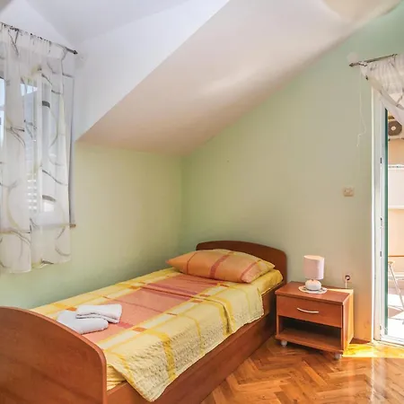 בית נופש Three-bedroom In *
